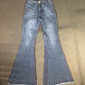 UNIQ By LITZ Women Mid Rise Flare Bellbottom Denim Raw Hem Jeans Size 27/5